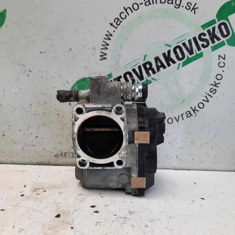 Škrtiaca klapka Opel Astra H 1.6 055352858