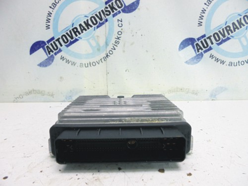 Riadiaca jednotka motora Ford Mondeo III 2.0 TDCi 4S7112A650KB