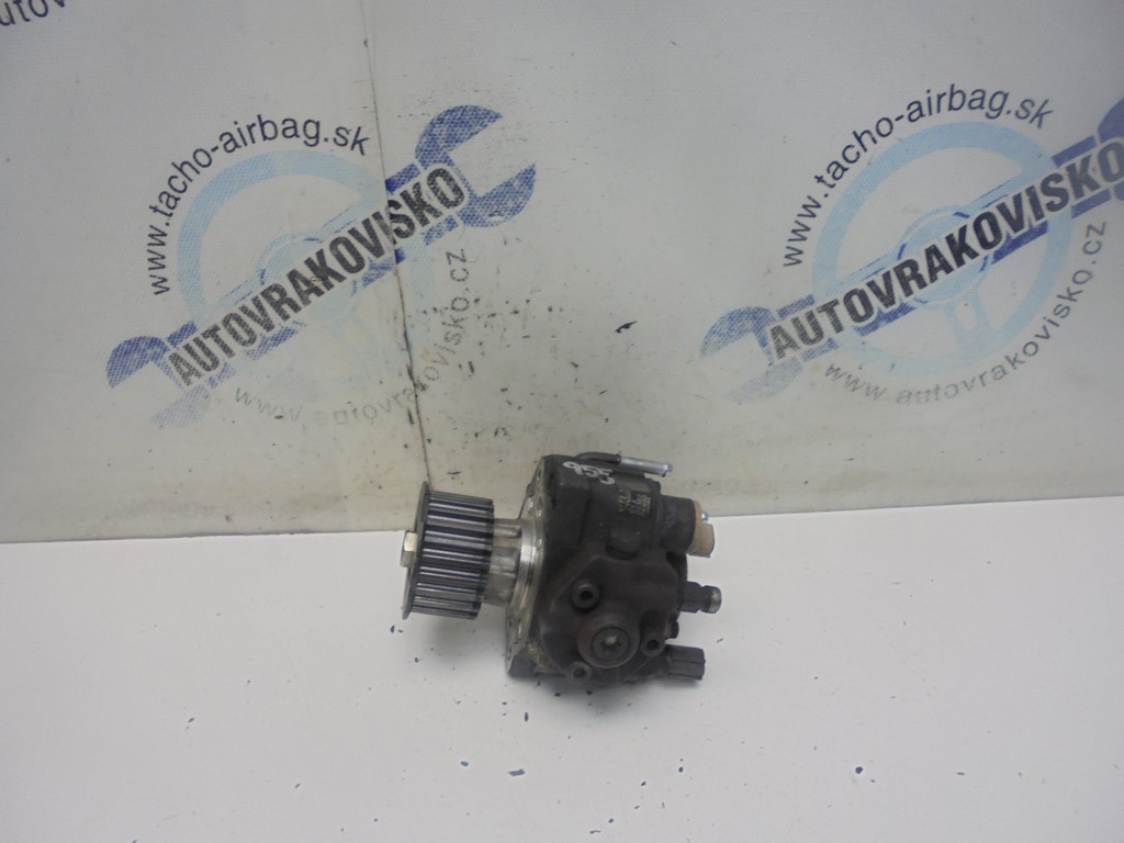 Vstrekovacie čerpadlo Mazda 6 2.0 DI RF7J13800A