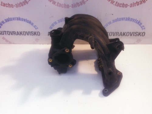 Sacie potrubie Peugeot 206 1.4 9682998380