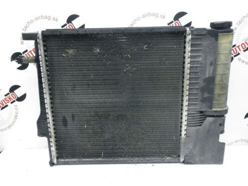 Chladič motora BMW 3 (E36) 1247145