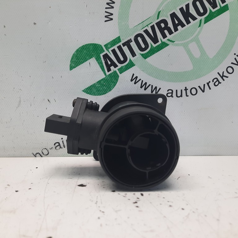 Váha vzduchu VW Passat 0281002463