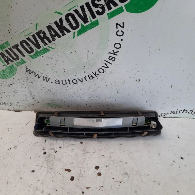Brzdové svetlo Opel Zafira B