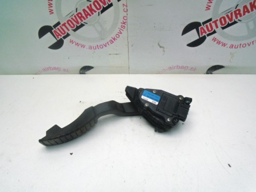 Akceleračný pedál Renault Laguna II 8200003392