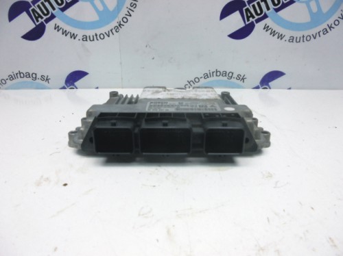 Riadiaca jednotka motora Peugeot 308 1.6 HDi 0281013872