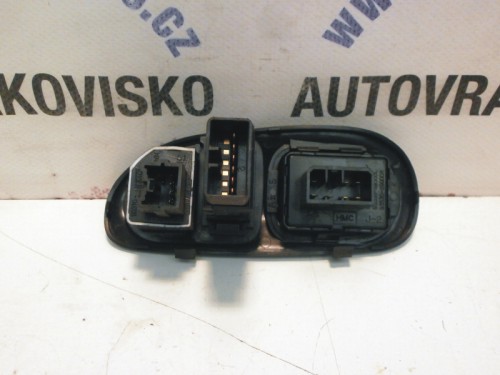 Vypínač Hyundai Lantra II