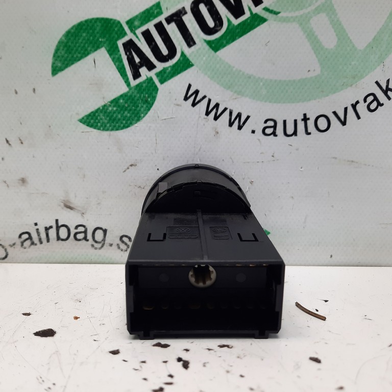 Vypínač svetiel Volkswagen Golf IV 1C0941531A