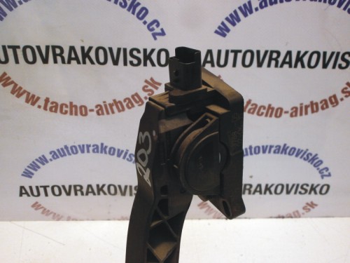 Akceleračný pedál Peugeot 307 0280752235