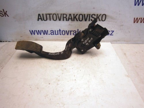 Akceleračný pedál Fiat Fiorino 0280755105