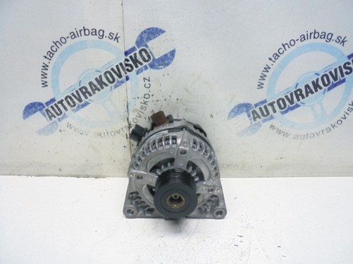 Alternátor Volvo S80 30667068