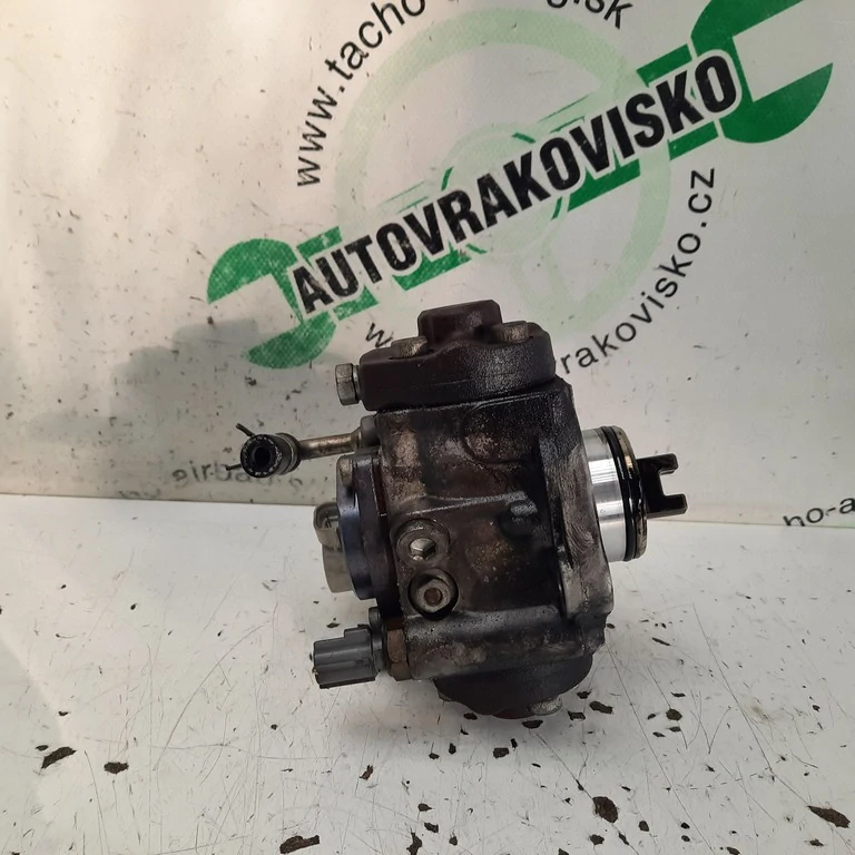 Vstrekovacie čerpadlo Toyota Toyota RAV4 IV 2.2 22100-0R010