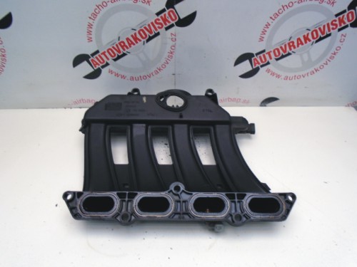 Sacie potrubie Renault Megane Grandtour 1.6 16V 7700105829