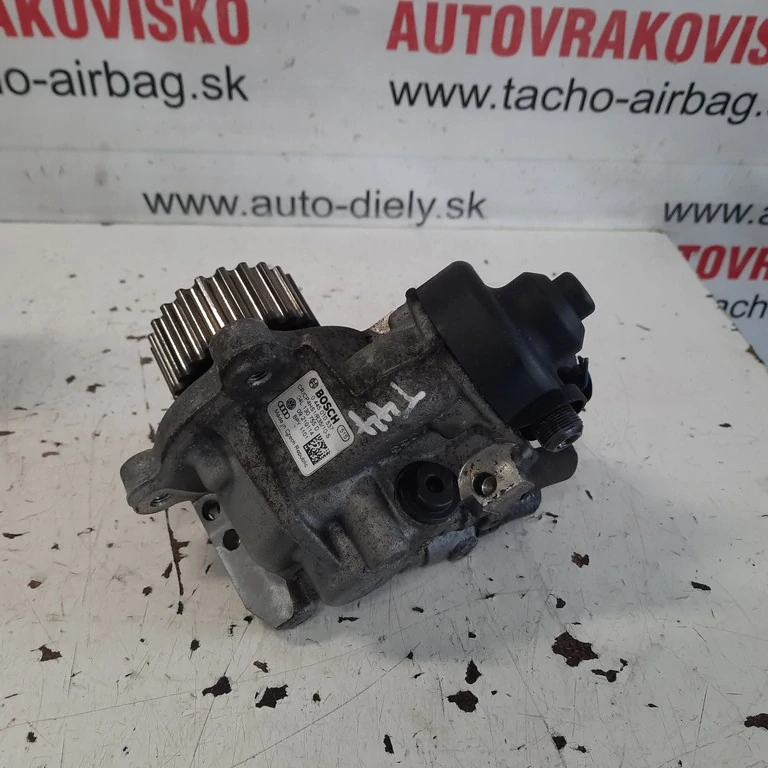 Vstrekovacie čerpadlo Volkswagen Golf VII 2.0 TDI 0445010537