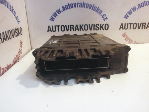 Riadiaca jednotka motora Renault Megane 1.9 dTi 0281001810