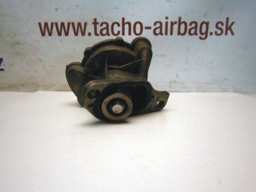 Vákuová pumpa VW Transporter IV 2.4 D 074145100A