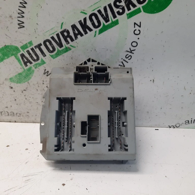 Poistková skrinka Fiat Punto II 46766765