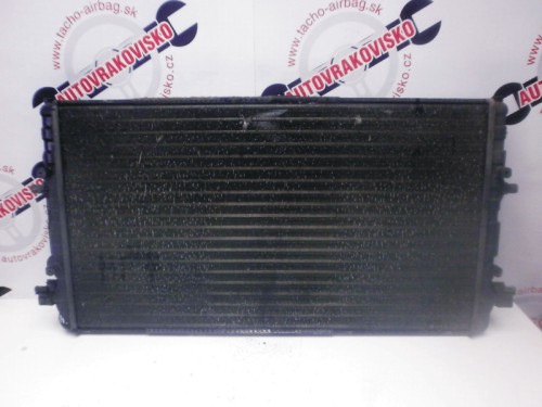 Chladič motora Seat Ibiza III 6K0121253AG