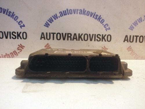 Riadiaca jednotka motora VW Golf IV 1.9 TDI 0281001846