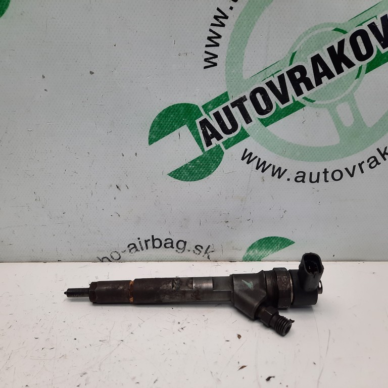 Vstrekovacia tryska Chrysler Voyager 2.5 CRD 0445110059