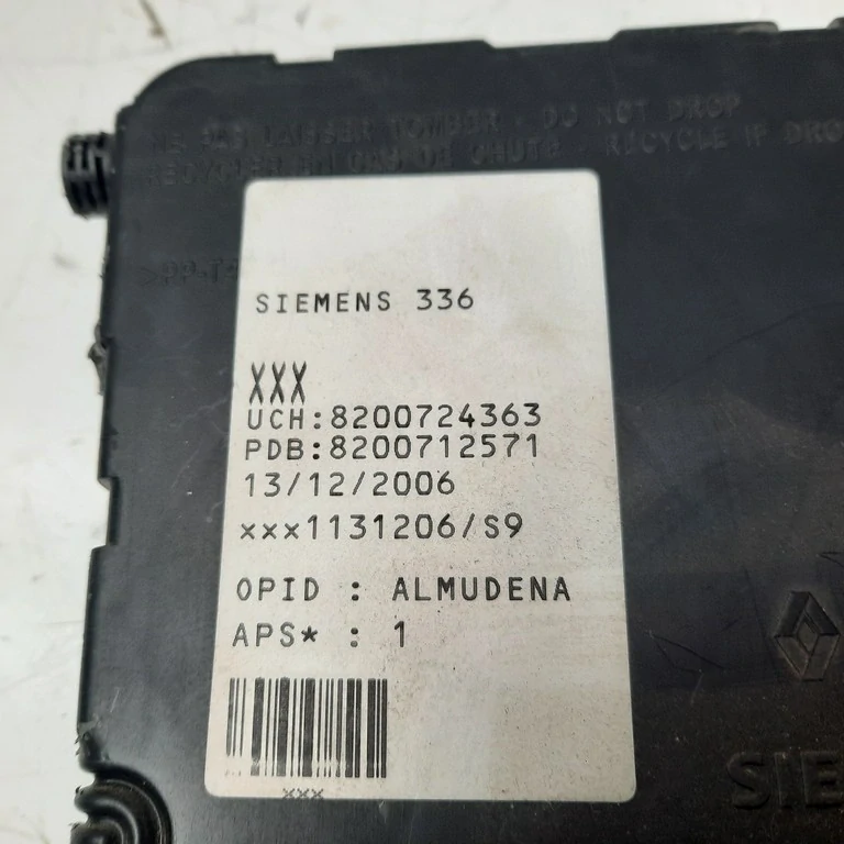 Riadiaca jednotka UCH Renault Megane II 8200712571