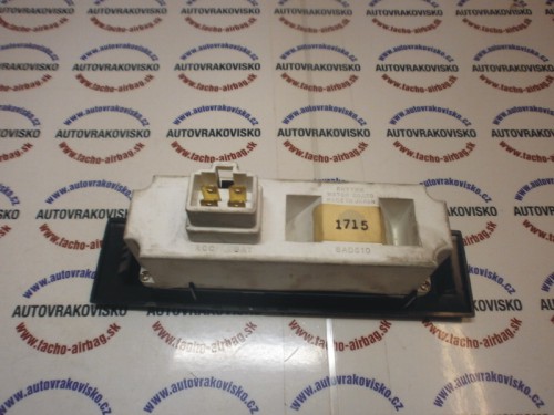 LCD Suzuki Baleno 8AD510