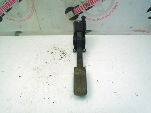 Akceleračný pedál Kia Carnival 0281002541