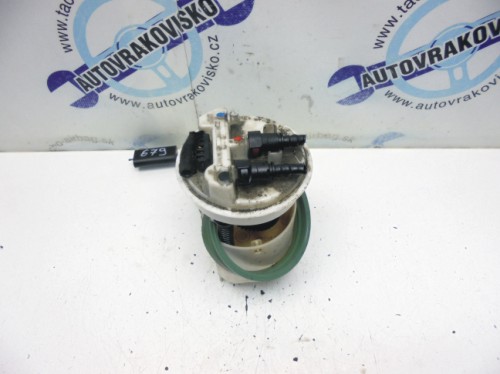 Palivové čerpadlo Volvo V40 1.9 DI 30630542