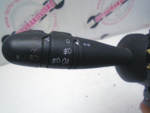 Prepínacia páčka Renault Laguna II 8200002461