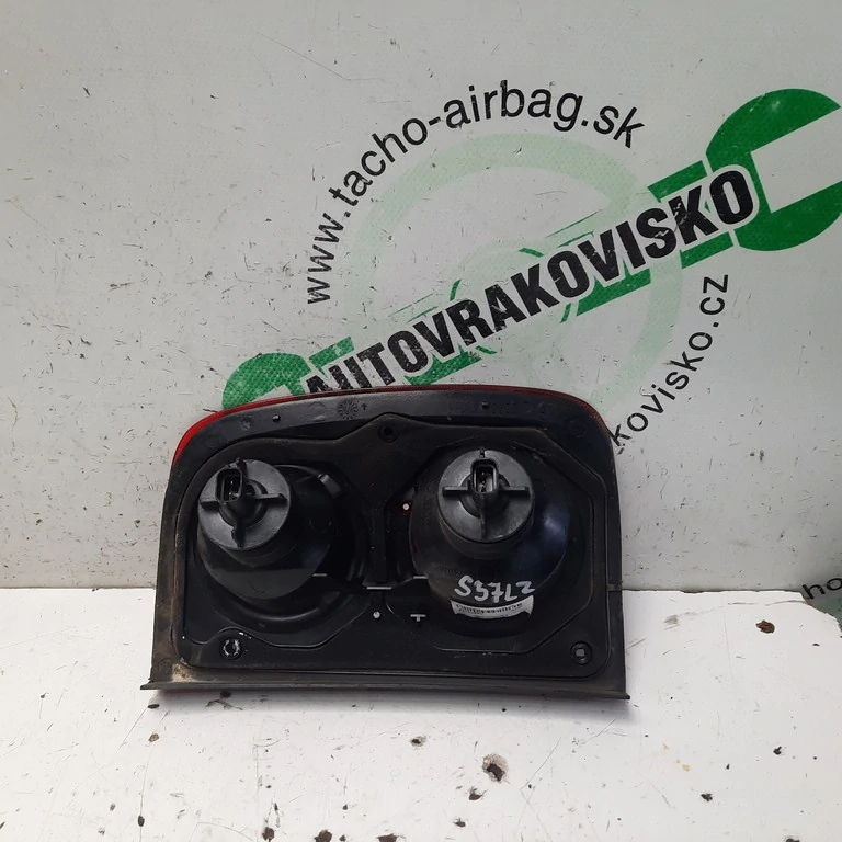 Zadné svetlo Landrover Freelander lavé