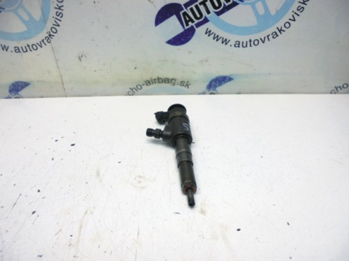 Vstrekovacia tryska Peugeot 206 1.4 HDi 0445110252