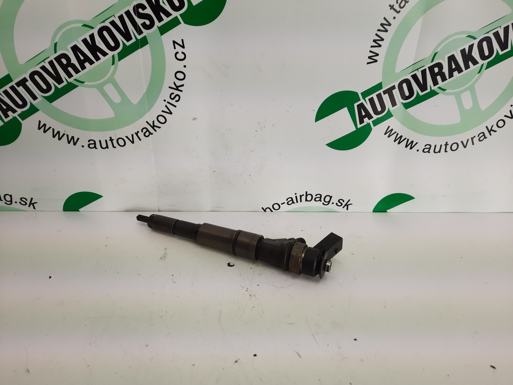 Vstrekovacia tryska BMW X5 E53 3.0 td 0445110216