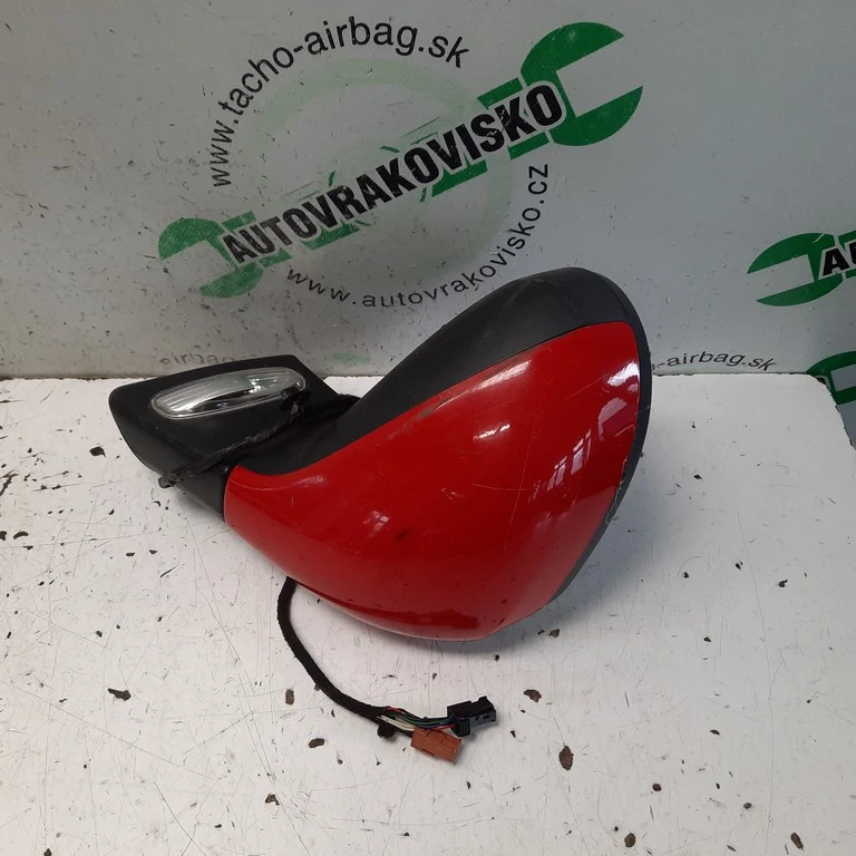 Spätné zrkadlo pravé Peugeot 207 6806501XT 