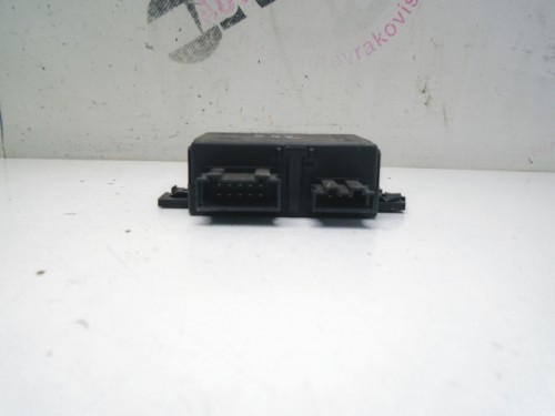 Komfortka VW Polo 6X0953257