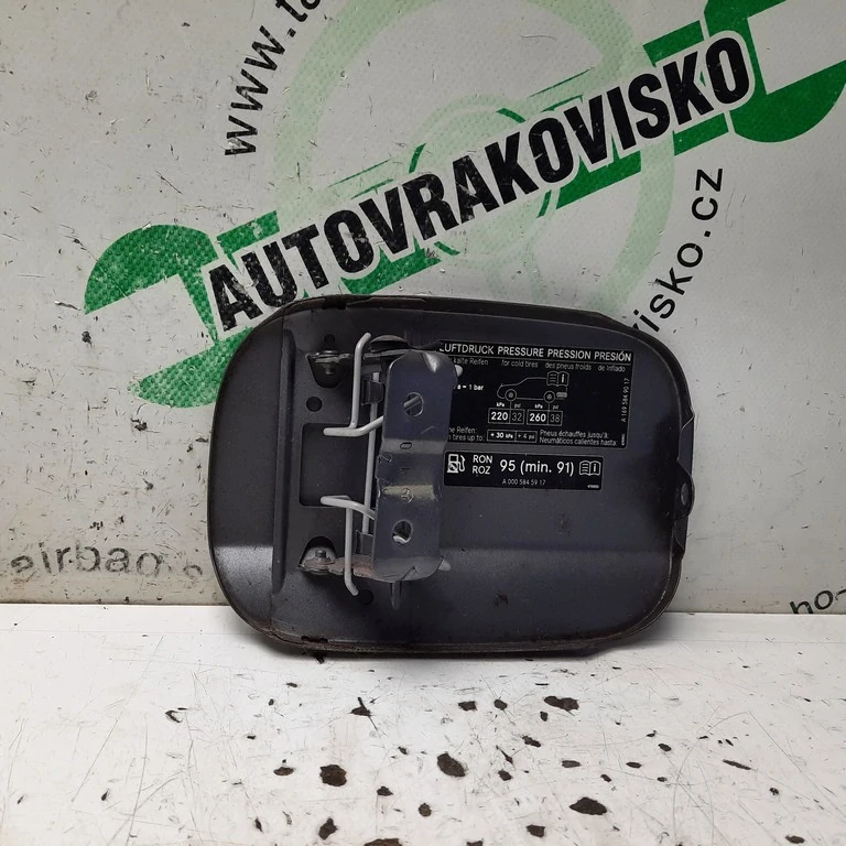 Dvierka nádrže Mercedes A W169