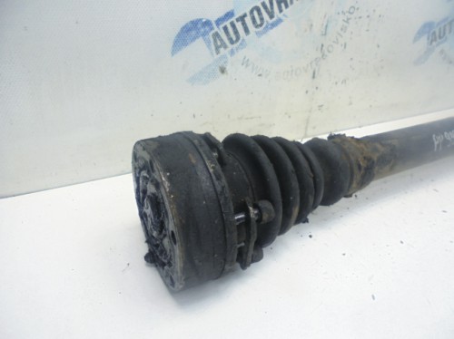 Poloos pravá VW Passat B4 1.6