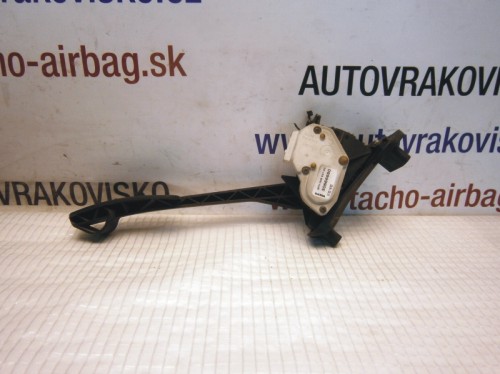 Akceleračný pedál Volvo S60 30666660