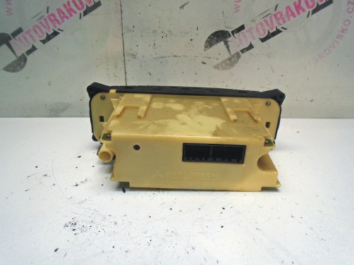 Ovládač kúrenia Mitsubishi Carisma MR398016