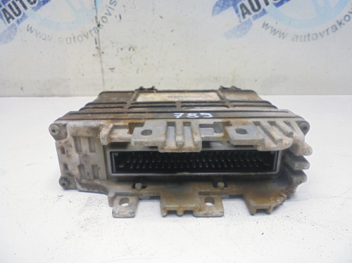 Riadiaca jednotka motora Seat Ibiza II 1.3 030906026T