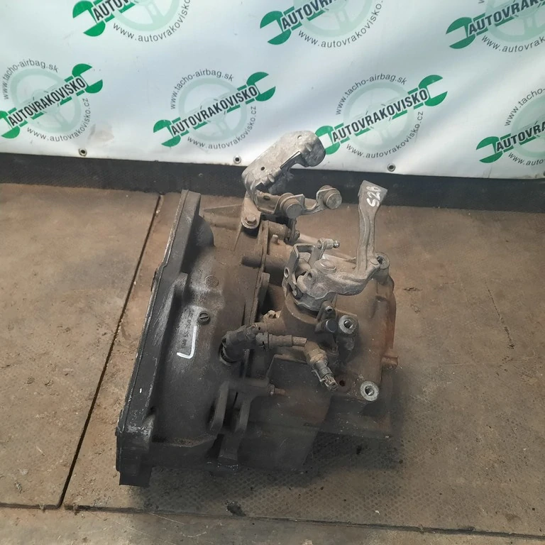 Prevodovka Opel Vectra C 1.9 CDTi 55350375 F40