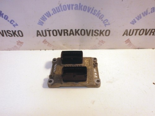 Riadiaca jednotka motora Fiat Punto II 1.2 16V 0261207903