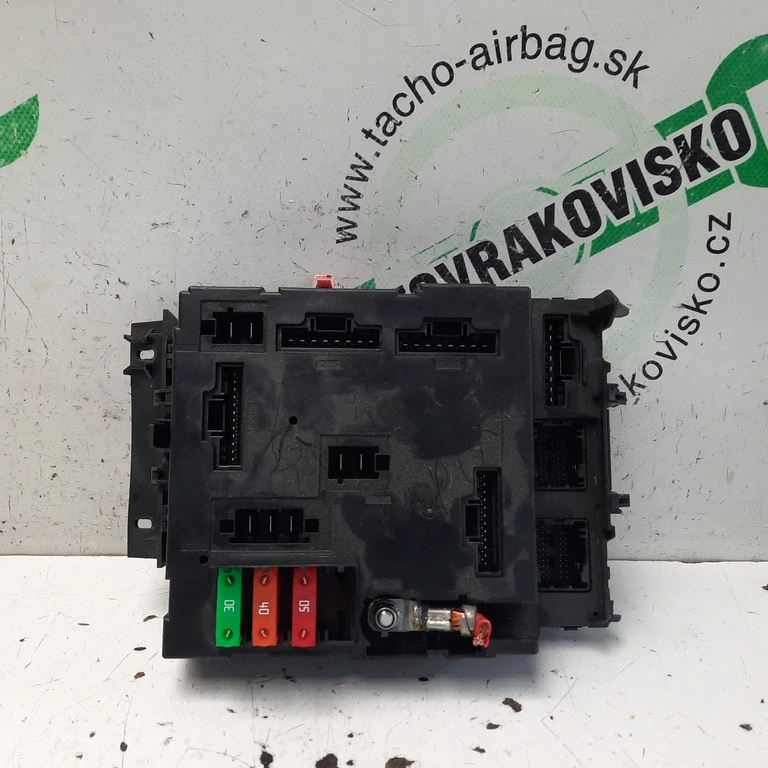 Poistková skrinka Smart Fortwo A4519001502