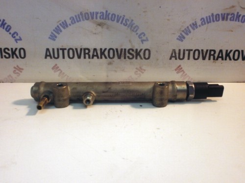 Snímač tlaku paliva Peugeot 206 0281002492