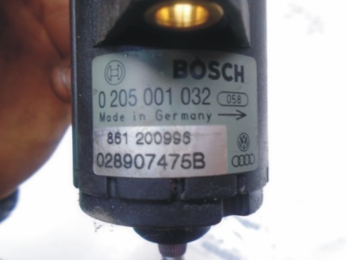 Akceleračný pedál Audi A4 0205001032