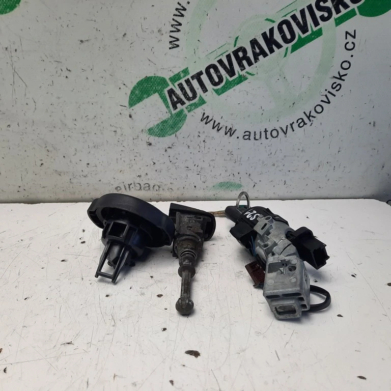 Spínacia skrinka Citroen C4 2005 N0502455