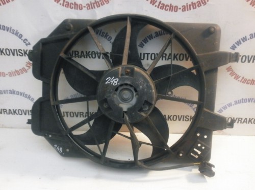 Ventilátor chladiča Ford Focus 0130104806