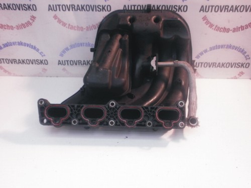 Sacie potrubie Citroen Xsara Picasso 1.8 16V 9636741080