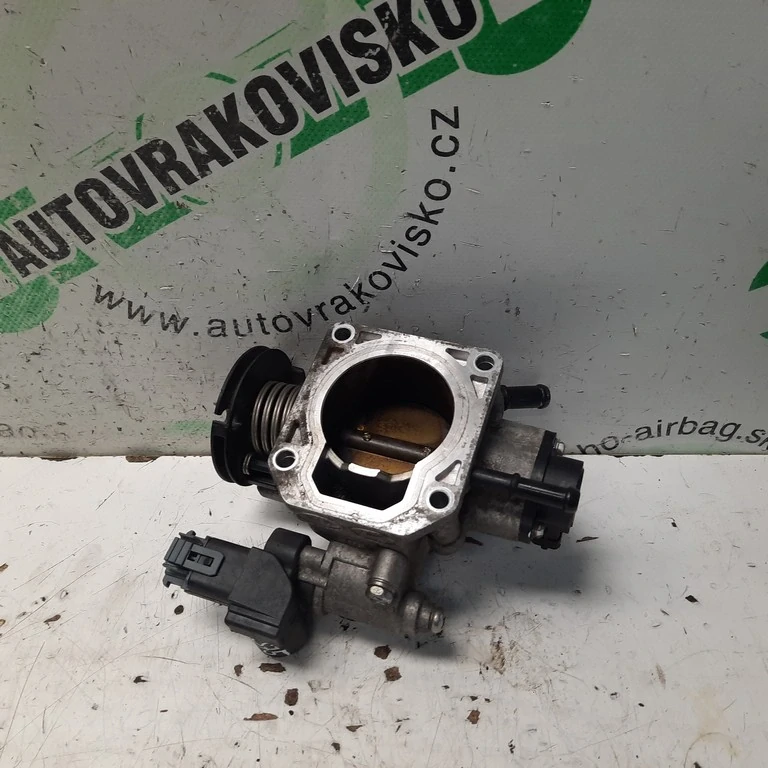 Škrtiaca klapka Hyundai i30 1.6 335100-2B000