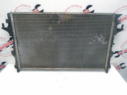Chladič motora Renault Laguna II 8200008765