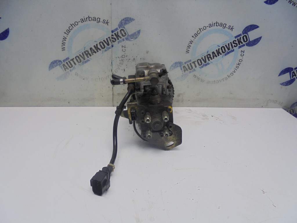 Vstrekovacie čerpadlo VW Golf III 1.9 TDi 0460404994