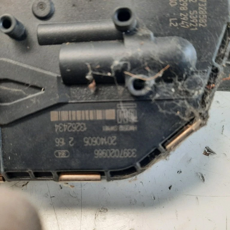 Motorček stieračov Opel Astra J 13262434